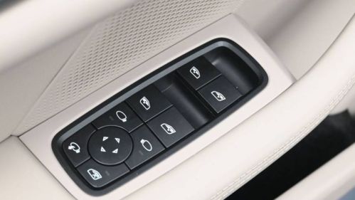 2025 Porsche Taycan - Images - 21