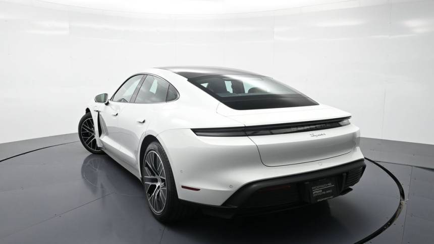 2025 Porsche Taycan - Images - 23