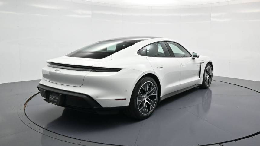 2025 Porsche Taycan - Images - 25