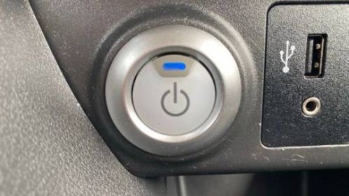 2019 Nissan LEAF - Images - 21