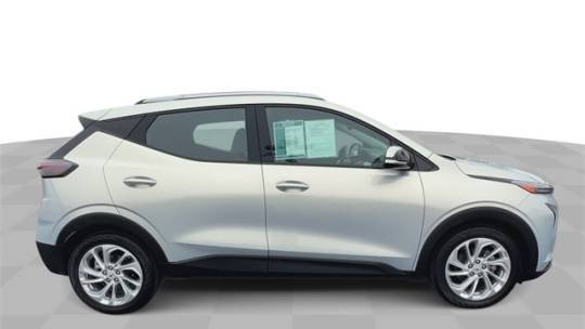 2022 Chevrolet Bolt - Images - 9