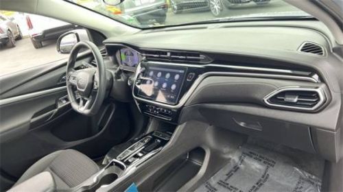 2022 Chevrolet Bolt - Images - 32