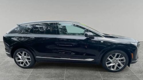 2025 Cadillac OPTIQ - Images - 6
