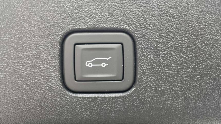 2025 Cadillac OPTIQ - Images - 11