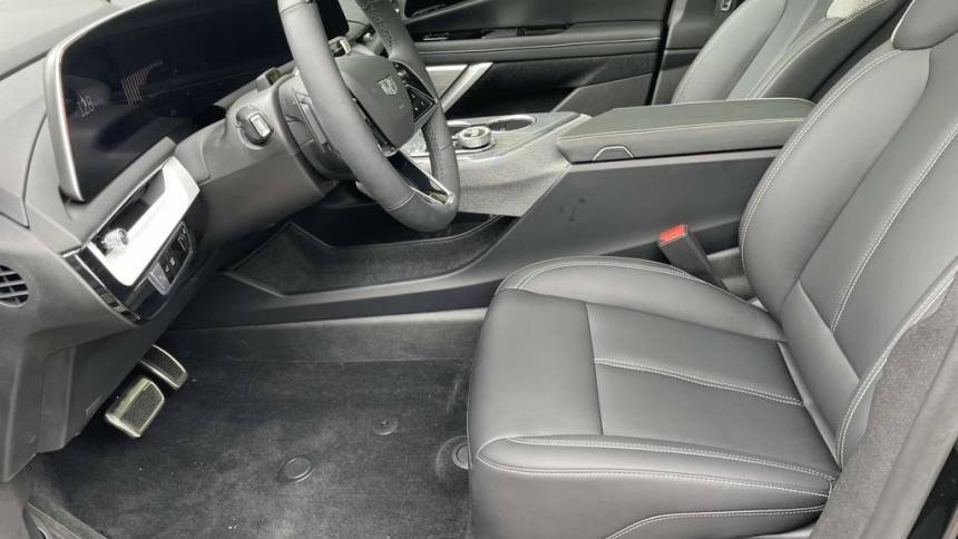 2025 Cadillac OPTIQ - Images - 22