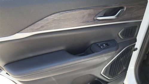 2022 Jeep Grand Cherokee - Images - 11