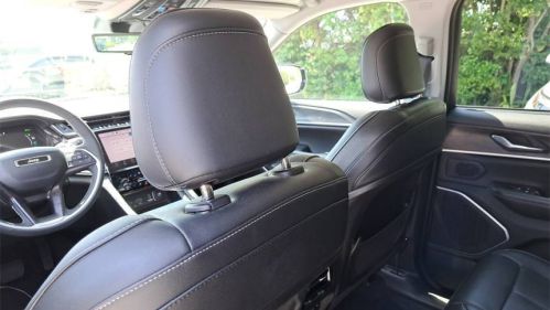 2022 Jeep Grand Cherokee - Images - 13