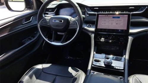 2022 Jeep Grand Cherokee - Images - 14