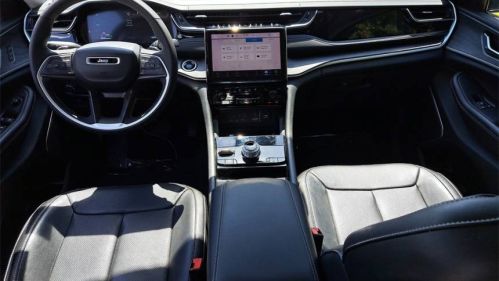 2022 Jeep Grand Cherokee - Images - 15