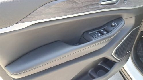 2022 Jeep Grand Cherokee - Images - 17