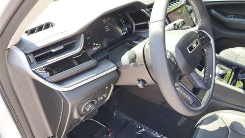 2022 Jeep Grand Cherokee - Images - 19
