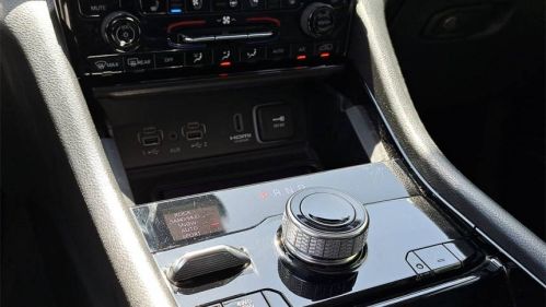 2022 Jeep Grand Cherokee - Images - 29