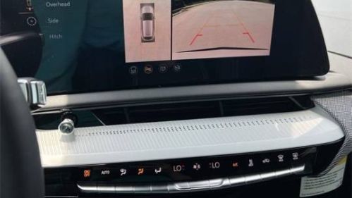 2025 Cadillac OPTIQ - Images - 15