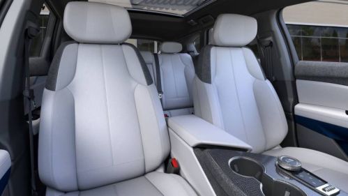 2025 Cadillac OPTIQ - Images - 16