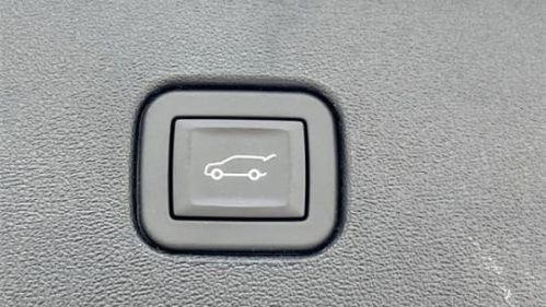 2025 Cadillac OPTIQ - Images - 24