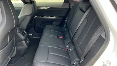 2025 Cadillac OPTIQ - Images - 25
