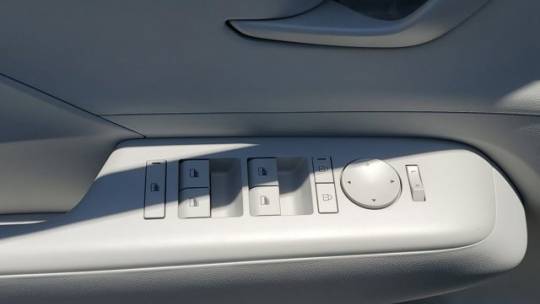 2025 Hyundai Kona Electric - Images - 17