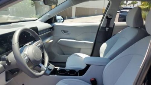 2025 Hyundai Kona Electric - Images - 19