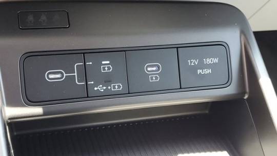 2025 Hyundai Kona Electric - Images - 30