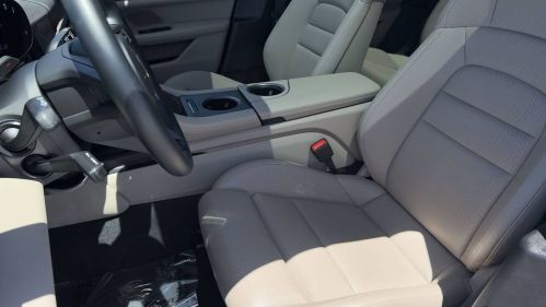 2023 Porsche Taycan - Images - 5
