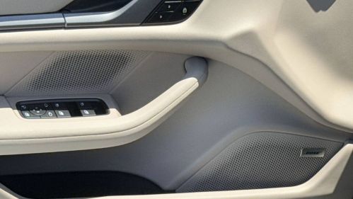 2023 Porsche Taycan - Images - 20