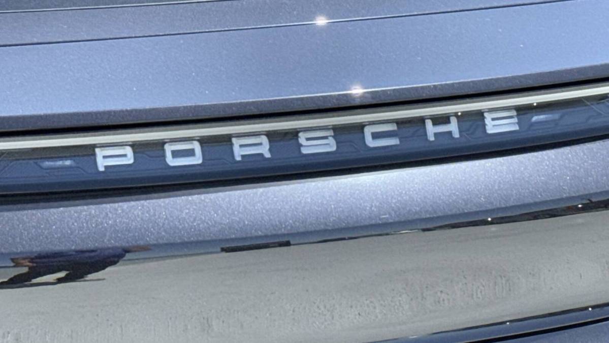 2023 Porsche Taycan - Images - 22