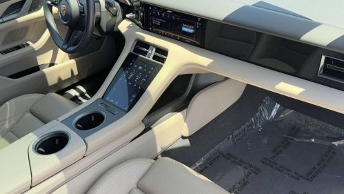 2023 Porsche Taycan - Images - 24