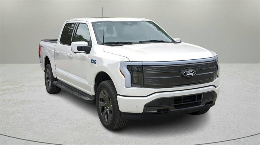 2025 Ford F-150 Lightning - Images - 1
