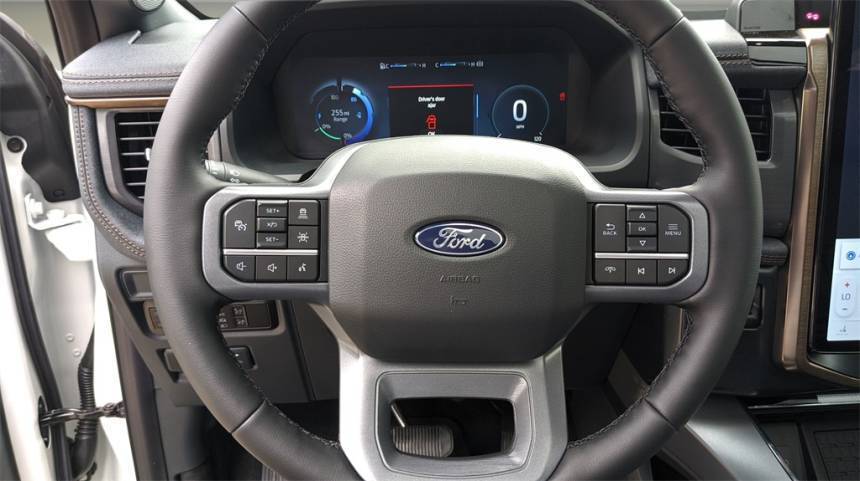 2025 Ford F-150 Lightning - Images - 17
