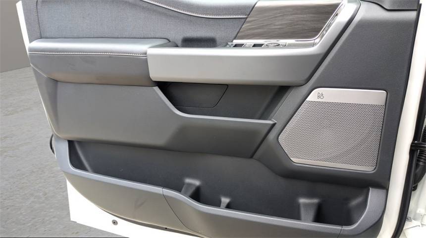 2025 Ford F-150 Lightning - Images - 24