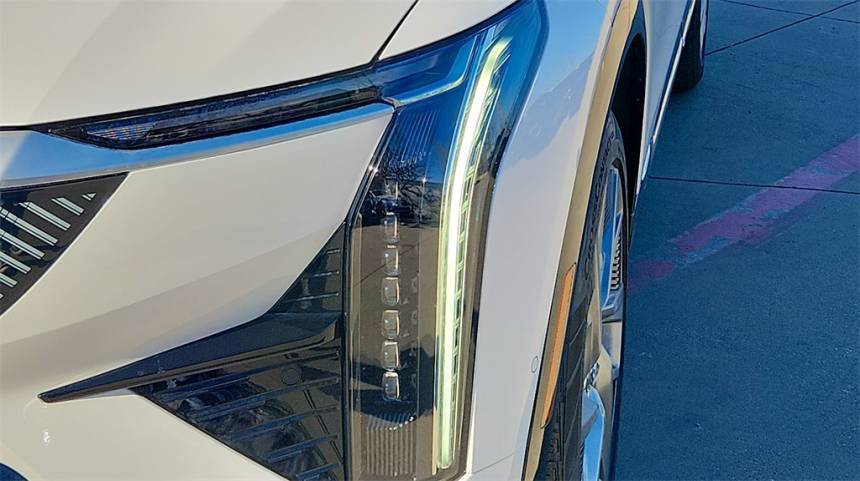 2025 Cadillac OPTIQ - Images - 10