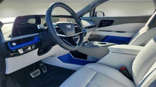 2025 Cadillac OPTIQ - Images - 15