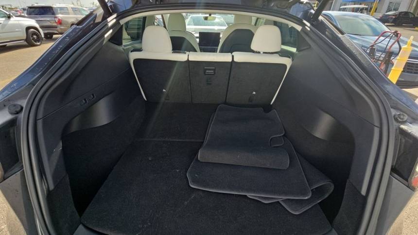 2021 Tesla Model Y - Images - 12