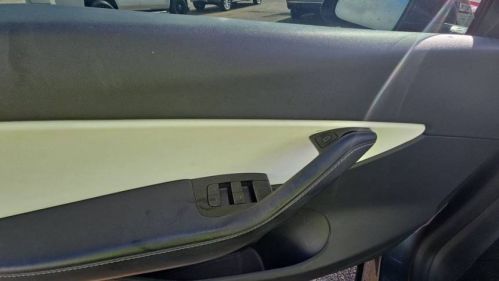 2021 Tesla Model Y - Images - 14