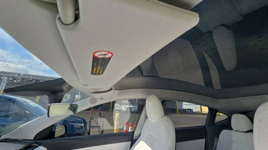 2021 Tesla Model Y - Images - 15