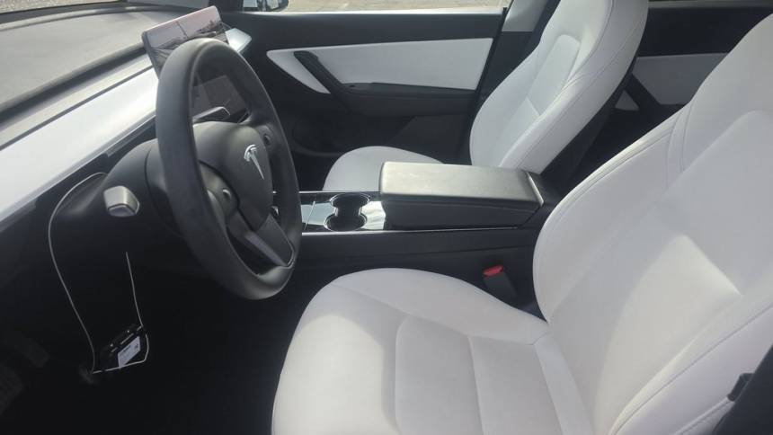 2020 Tesla Model Y - Images - 7