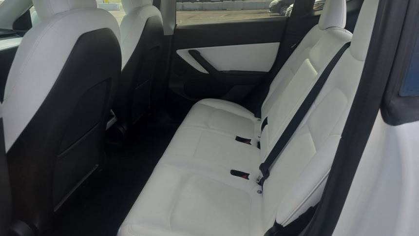 2020 Tesla Model Y - Images - 11