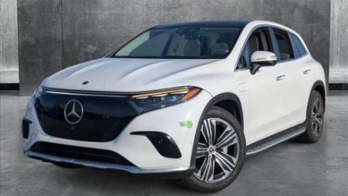 2023 Mercedes EQS SUV - Images - 1