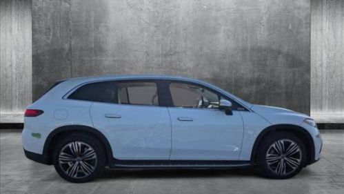 2023 Mercedes EQS SUV - Images - 4
