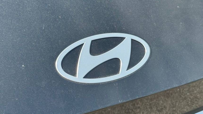 2025 Hyundai IONIQ 5 - Images - 8