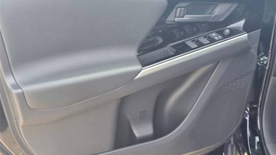 2025 Toyota bZ4X - Images - 9
