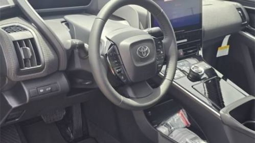 2025 Toyota bZ4X - Images - 11