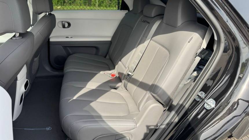 2025 Hyundai IONIQ 5 - Images - 21