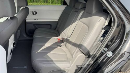 2025 Hyundai IONIQ 5 - Images - 21