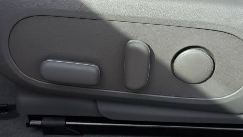 2025 Hyundai IONIQ 5 - Images - 25