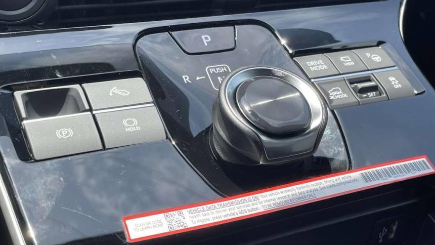 2025 Subaru Solterra - Images - 28