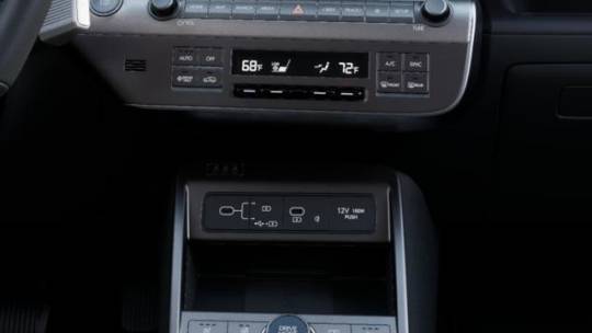 2025 Hyundai Kona Electric - Images - 16