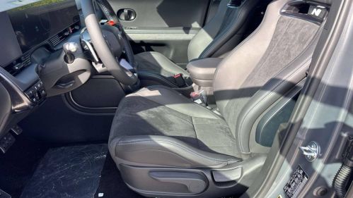 2025 Hyundai IONIQ 5 - Images - 5