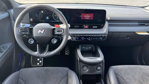 2025 Hyundai IONIQ 5 - Images - 8