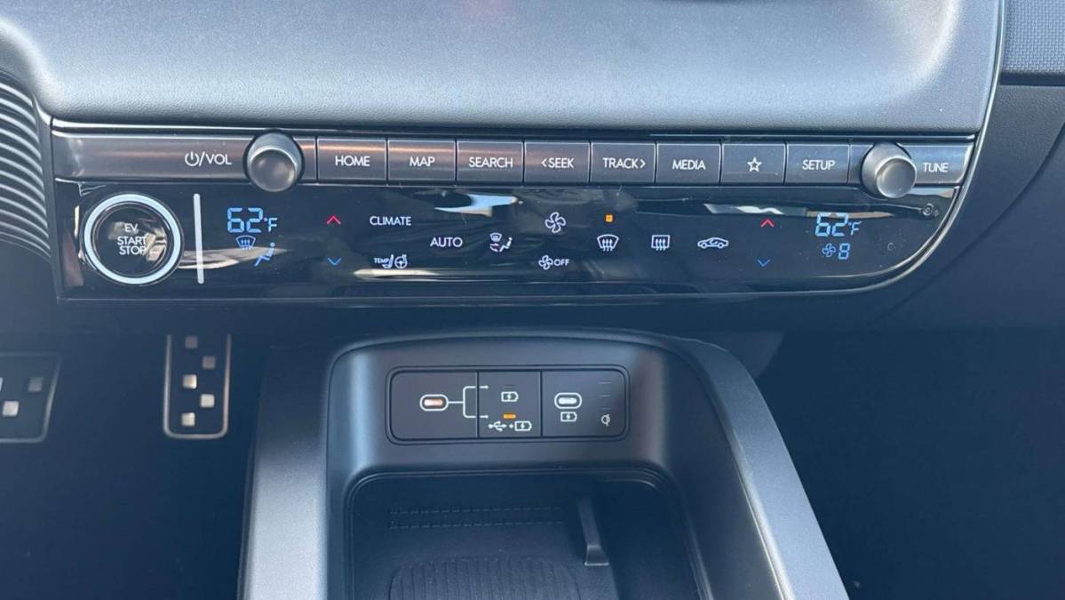 2025 Hyundai IONIQ 5 - Images - 14